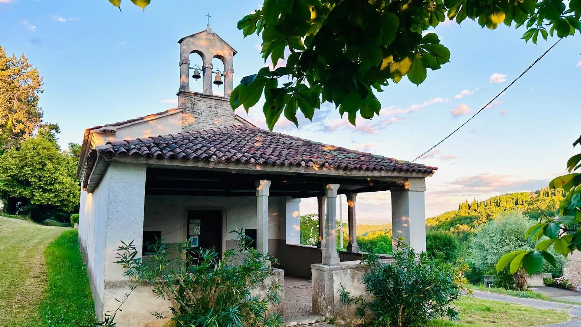 Santa Lucia App Apartment Oprtalj