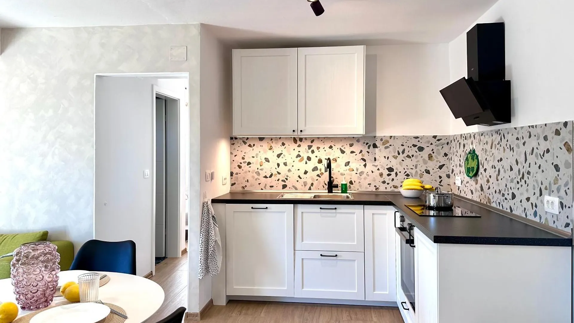 Santa Lucia App Apartment Oprtalj